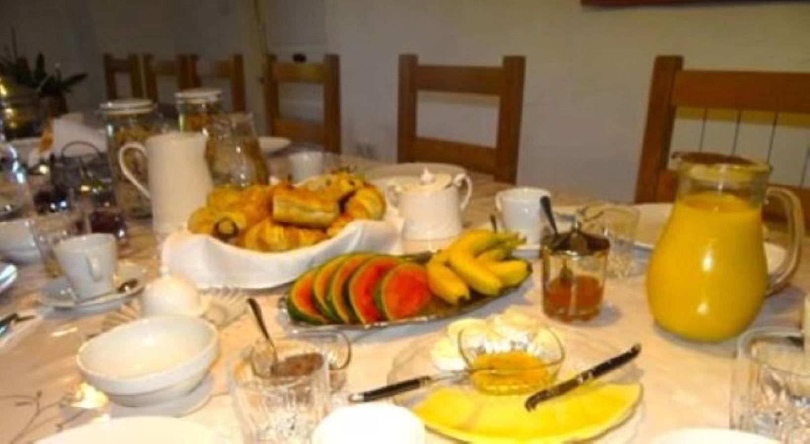 Chez Providence Chambres Et Table D'Hotes Cuxac-Cabardès エクステリア 写真